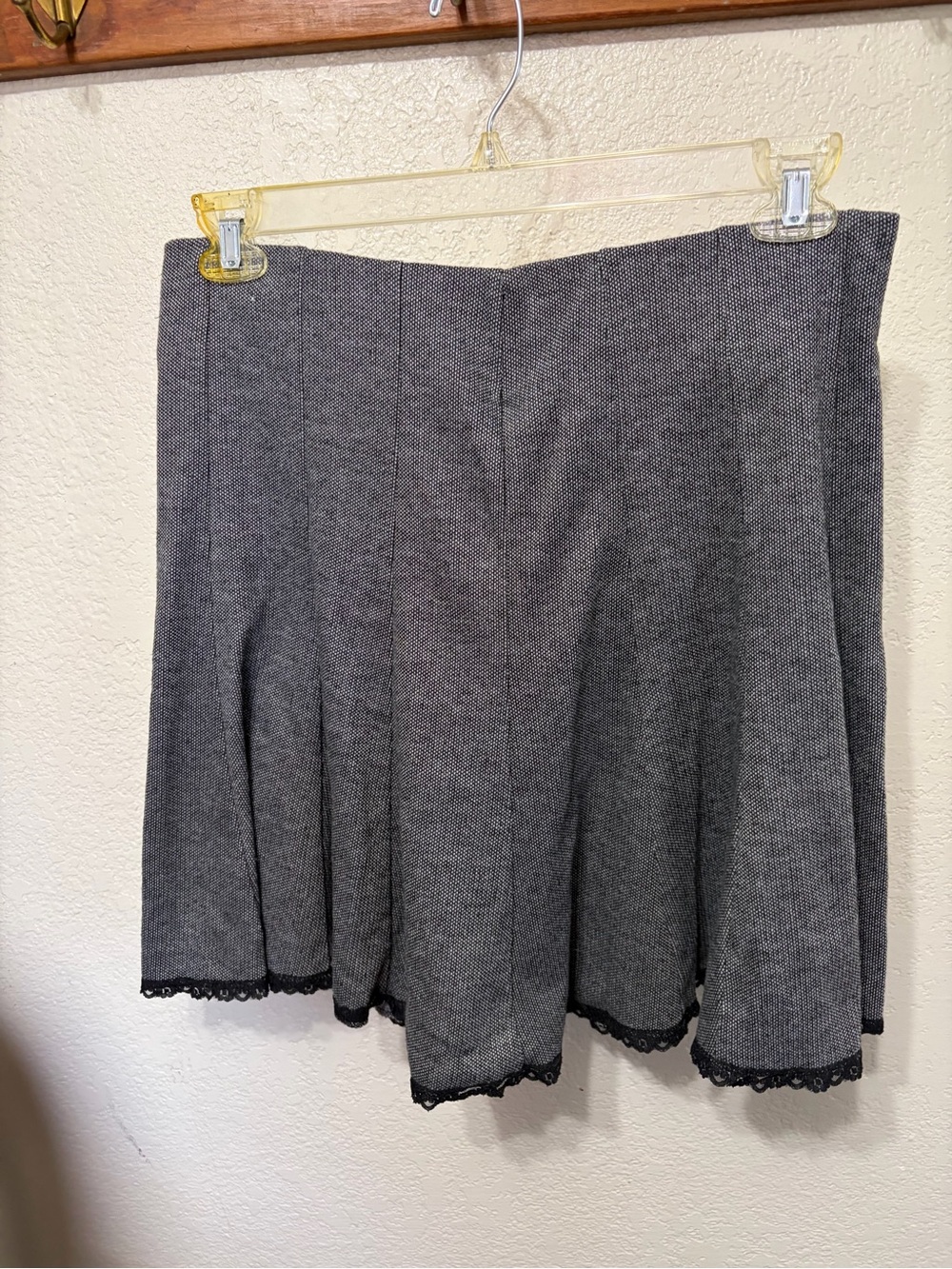 Women's Gray A-Line Skirt with Lace Trim